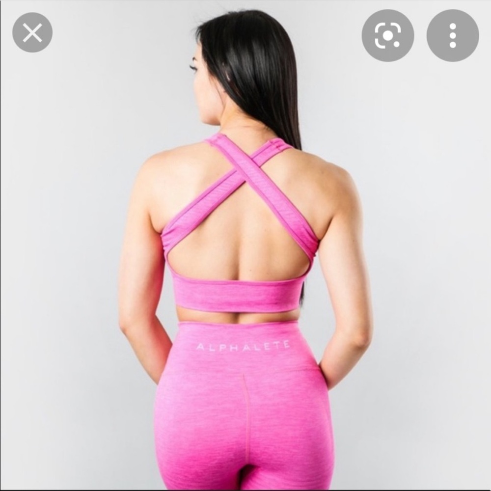 Alphalete sports bra